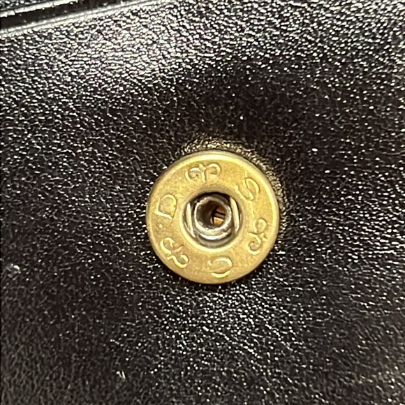 Louis Vuitton Black Epi Wallet - Picture 15 of 16